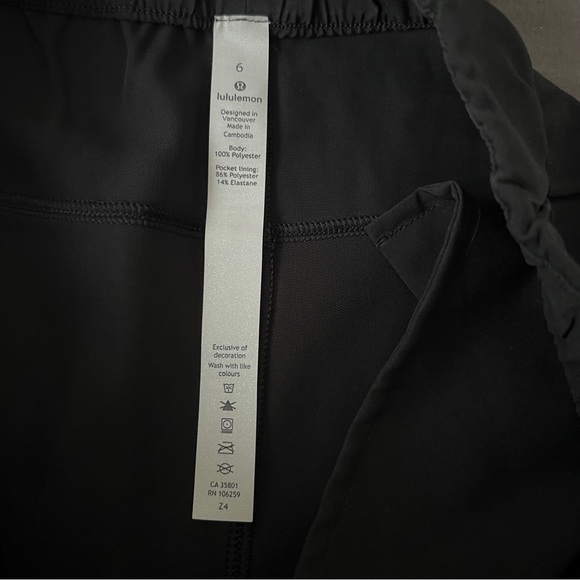 Lululemon On the Fly 7/8 Pant 25” Woven Black Size 6 - Picture 4 of 8